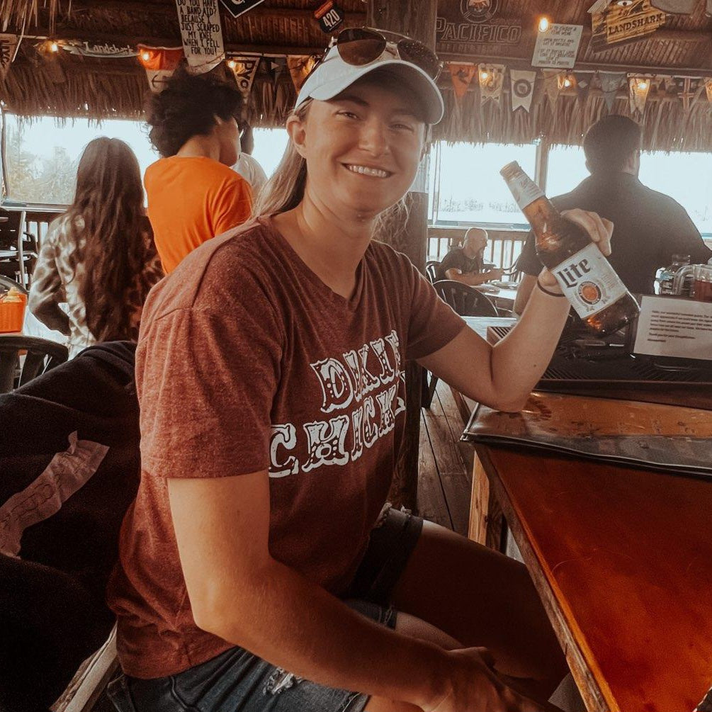 Dixie Chicken V-Neck